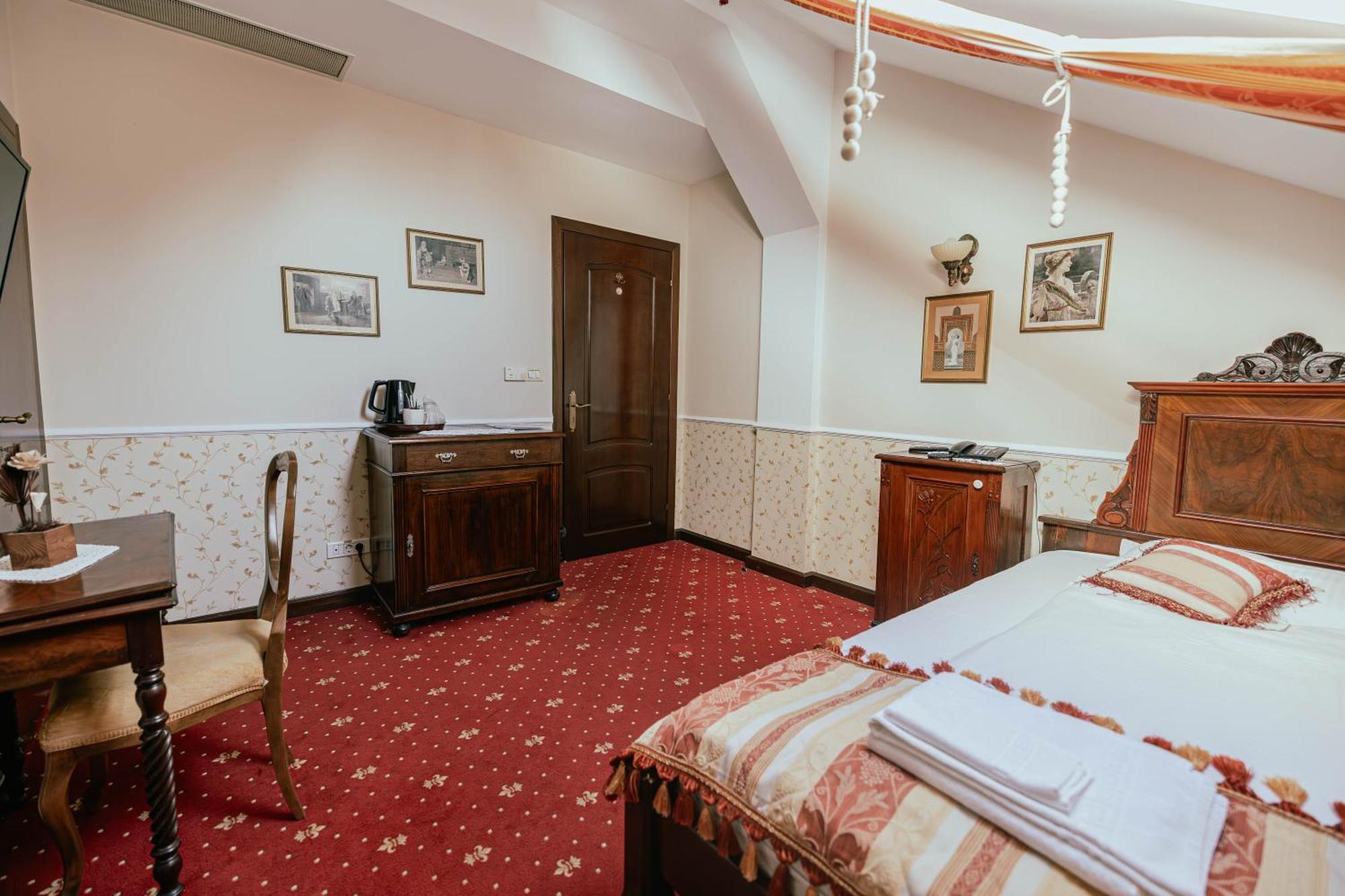 Casa Del Sole Boutique Hotel Тимишоара Экстерьер фото