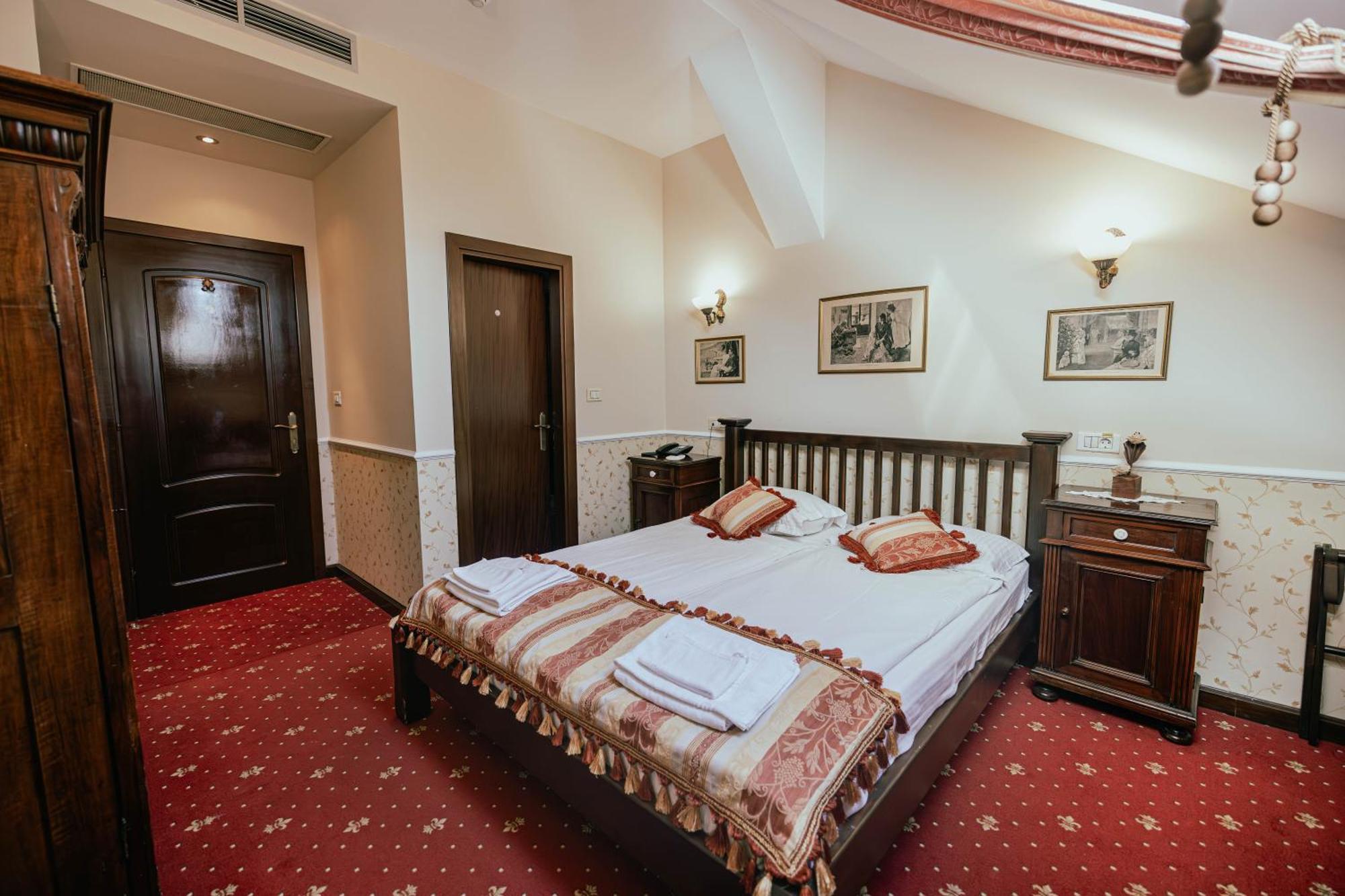Casa Del Sole Boutique Hotel Тимишоара Экстерьер фото