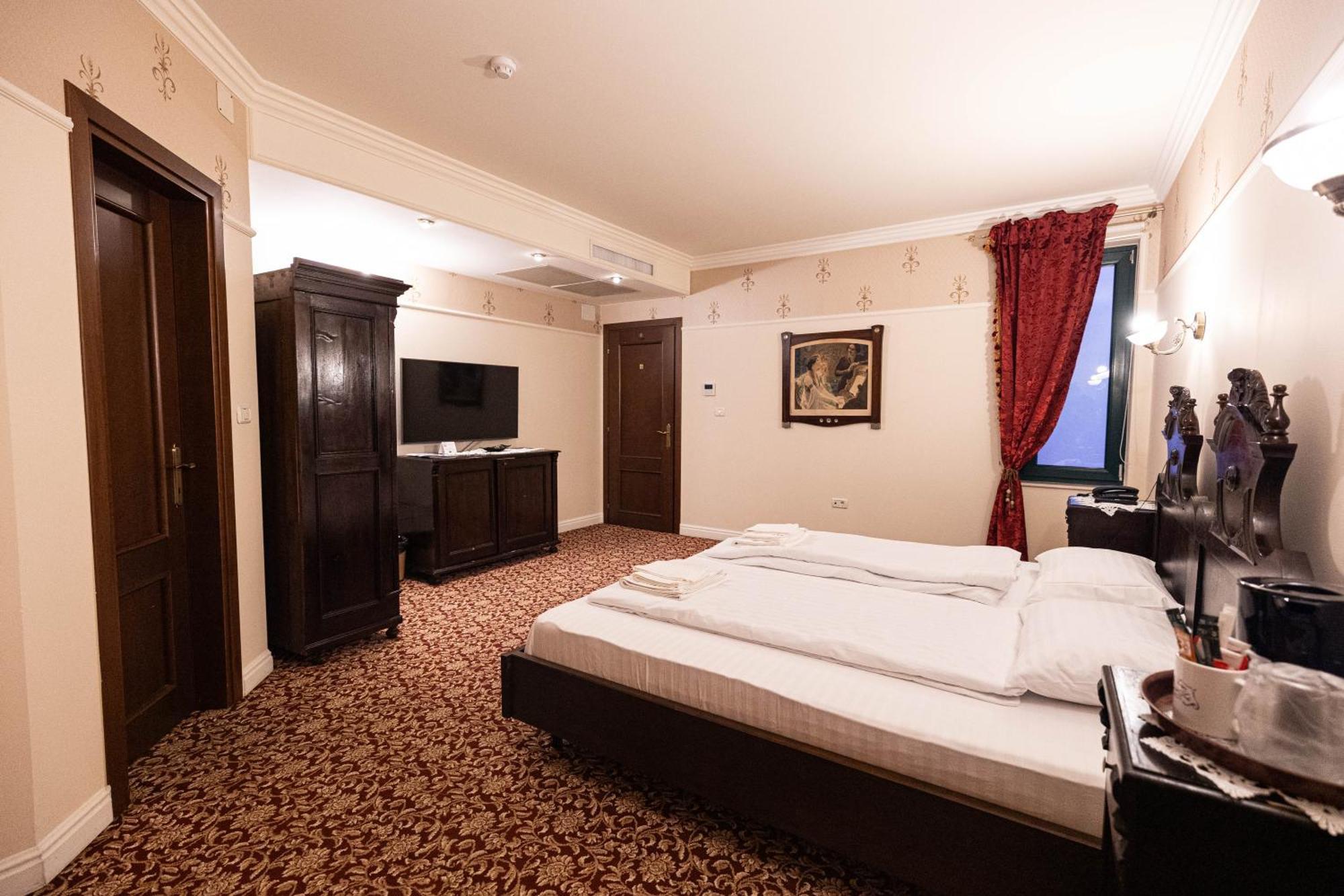 Casa Del Sole Boutique Hotel Тимишоара Экстерьер фото
