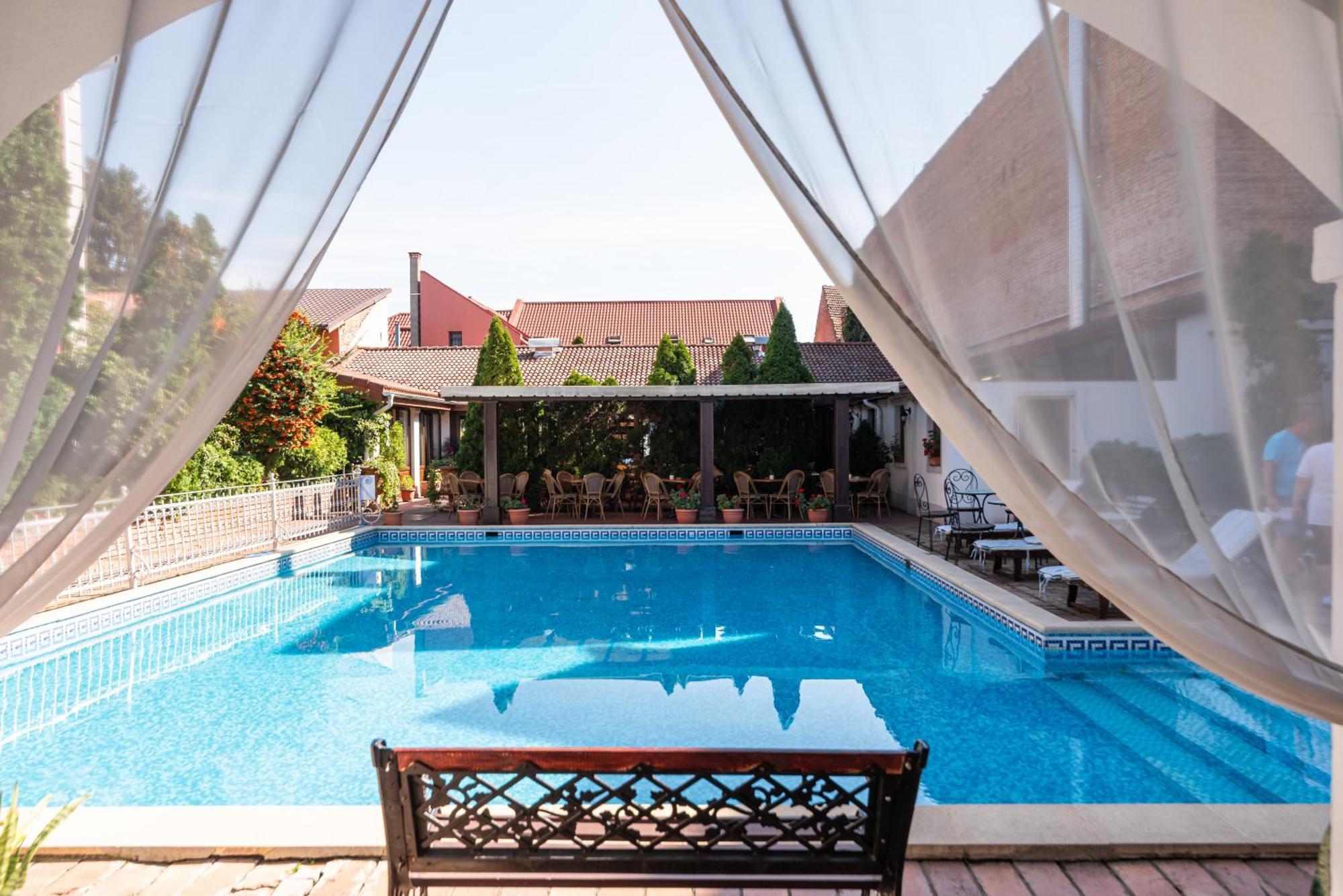 Casa Del Sole Boutique Hotel Тимишоара Экстерьер фото