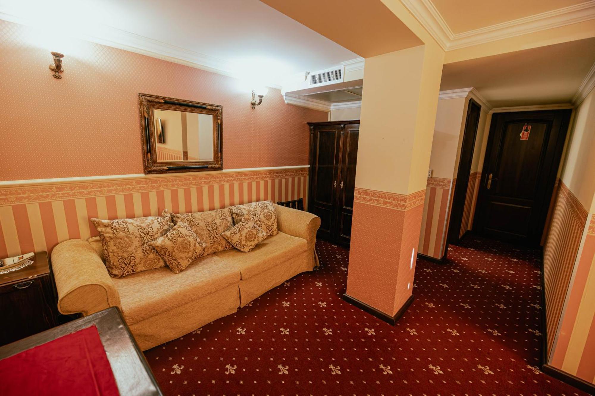 Casa Del Sole Boutique Hotel Тимишоара Экстерьер фото