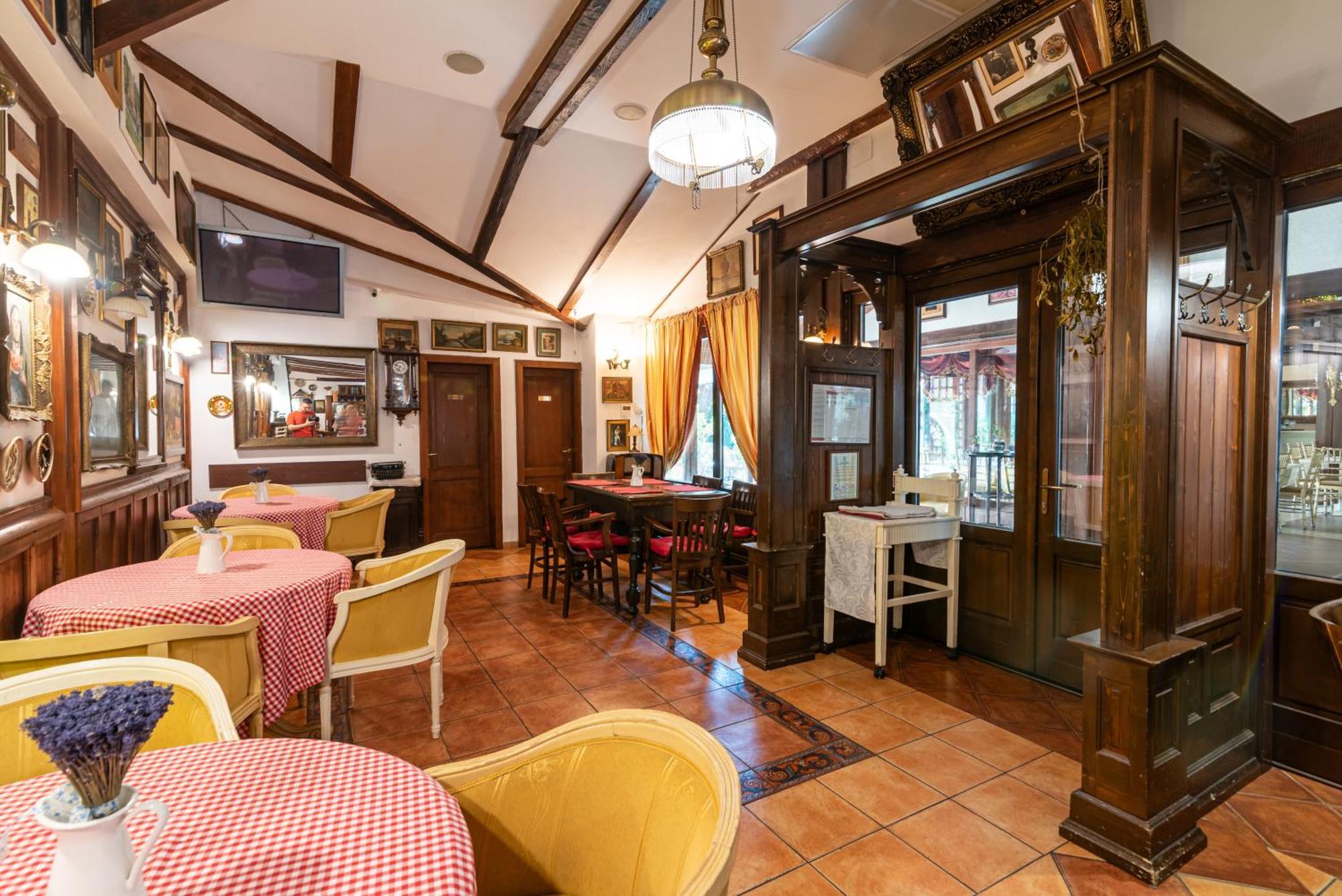 Casa Del Sole Boutique Hotel Тимишоара Экстерьер фото